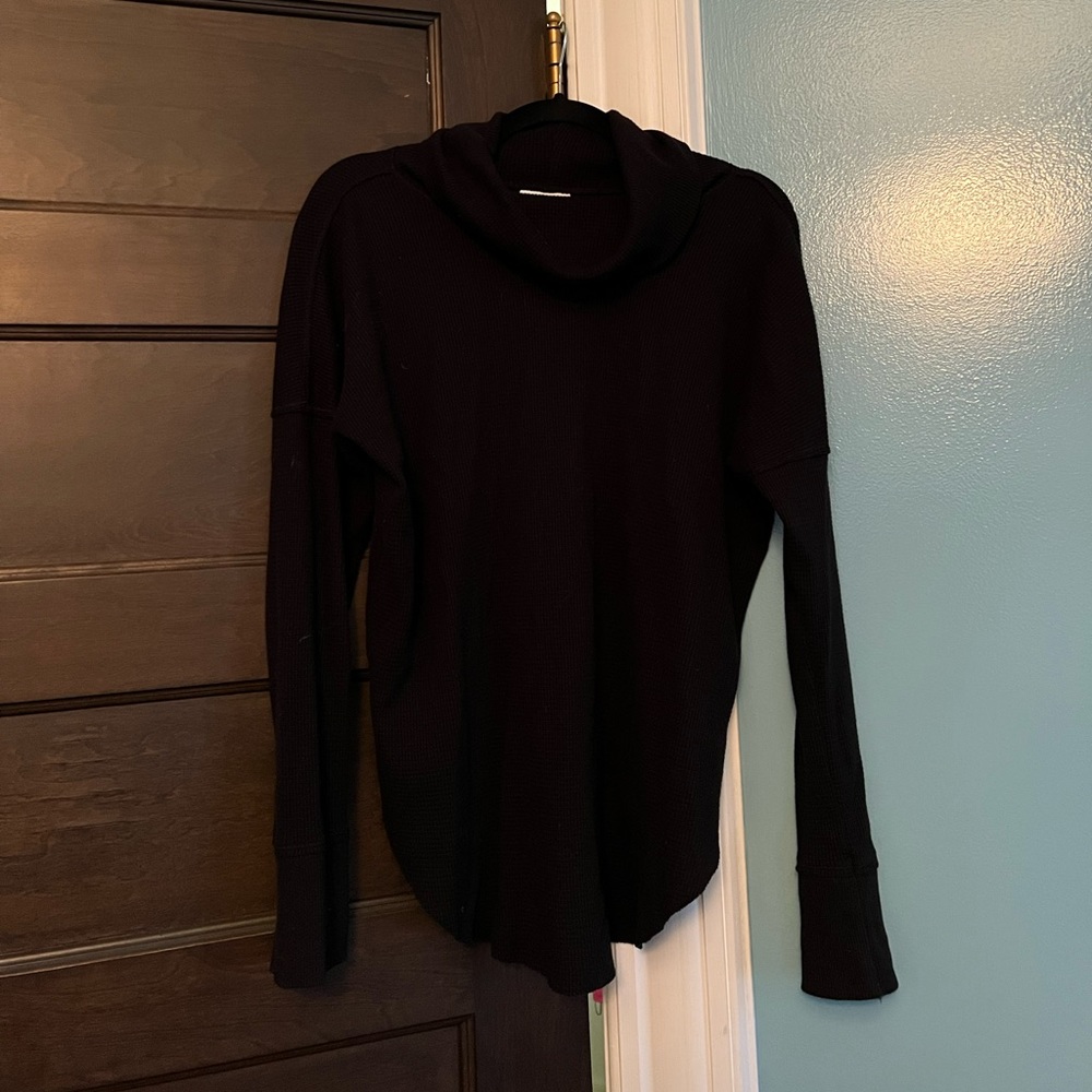 Oversized waffle knit loose turtleneck/mockneck